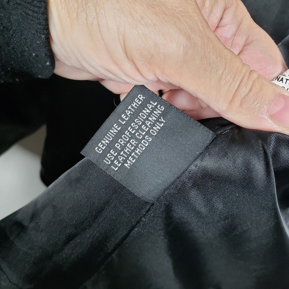 Damselle New York Leather Vest Black Faux Fur Trim Hooded Sleeveless Size Small - Picture 9 of 12